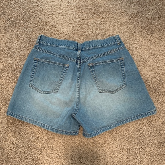 GAP Vintange Jean Shorts Size 14 - Picture 2 of 5